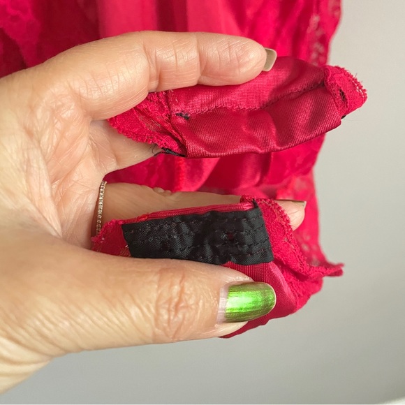 Vintage 80s Red Nylon Satin Lace Trim High Cut Teddy - M - Picture 5 of 10